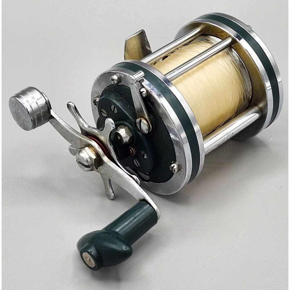 Vintage Heddon 499 Baitcasting Fishing Reel Very Good Working Condition